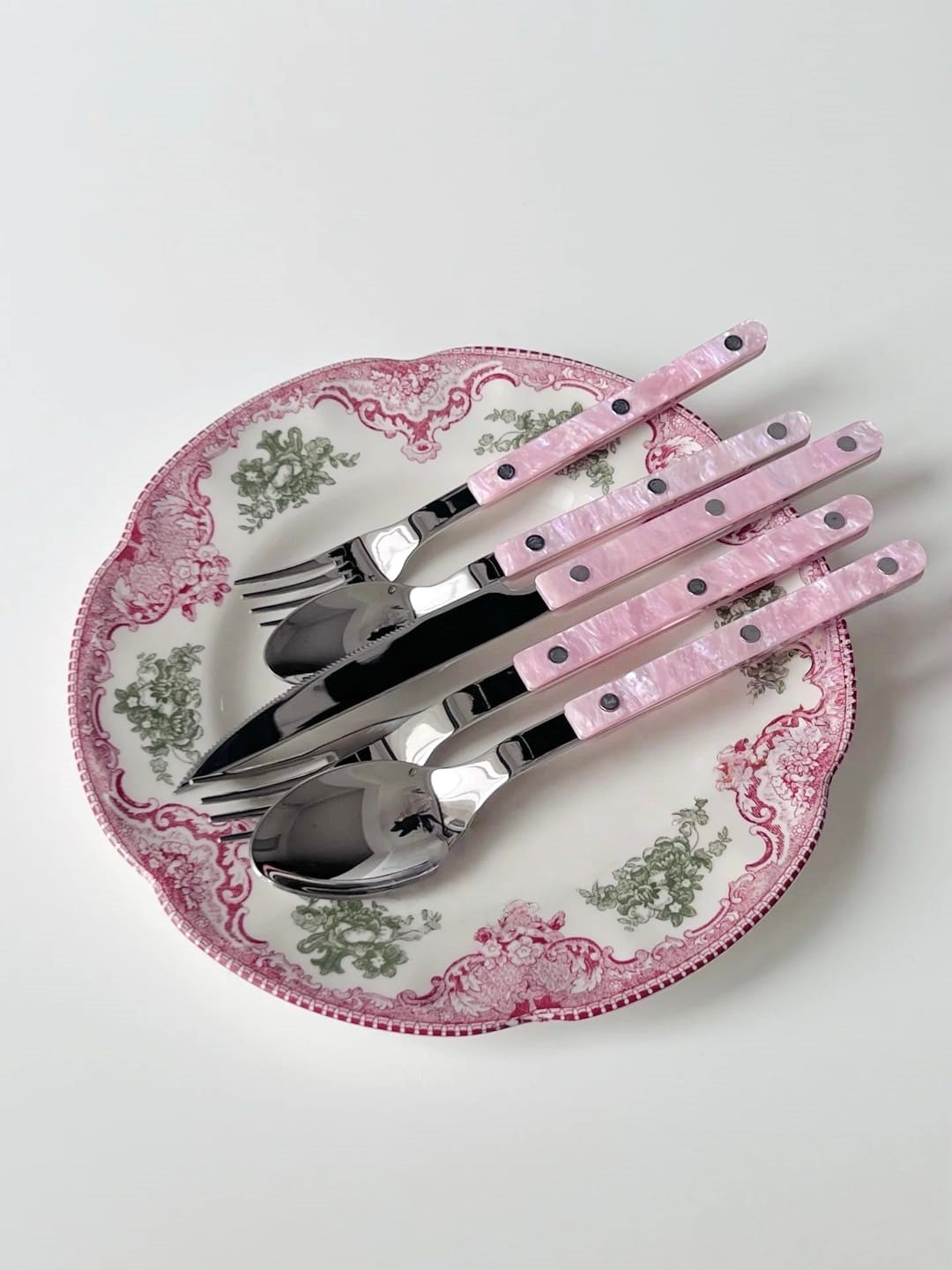 Vera Flatware Set 01