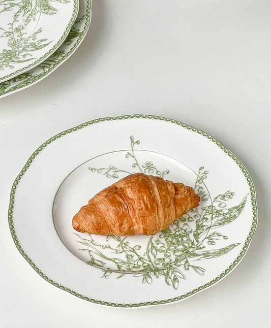 Jade Lily Plate 22cm